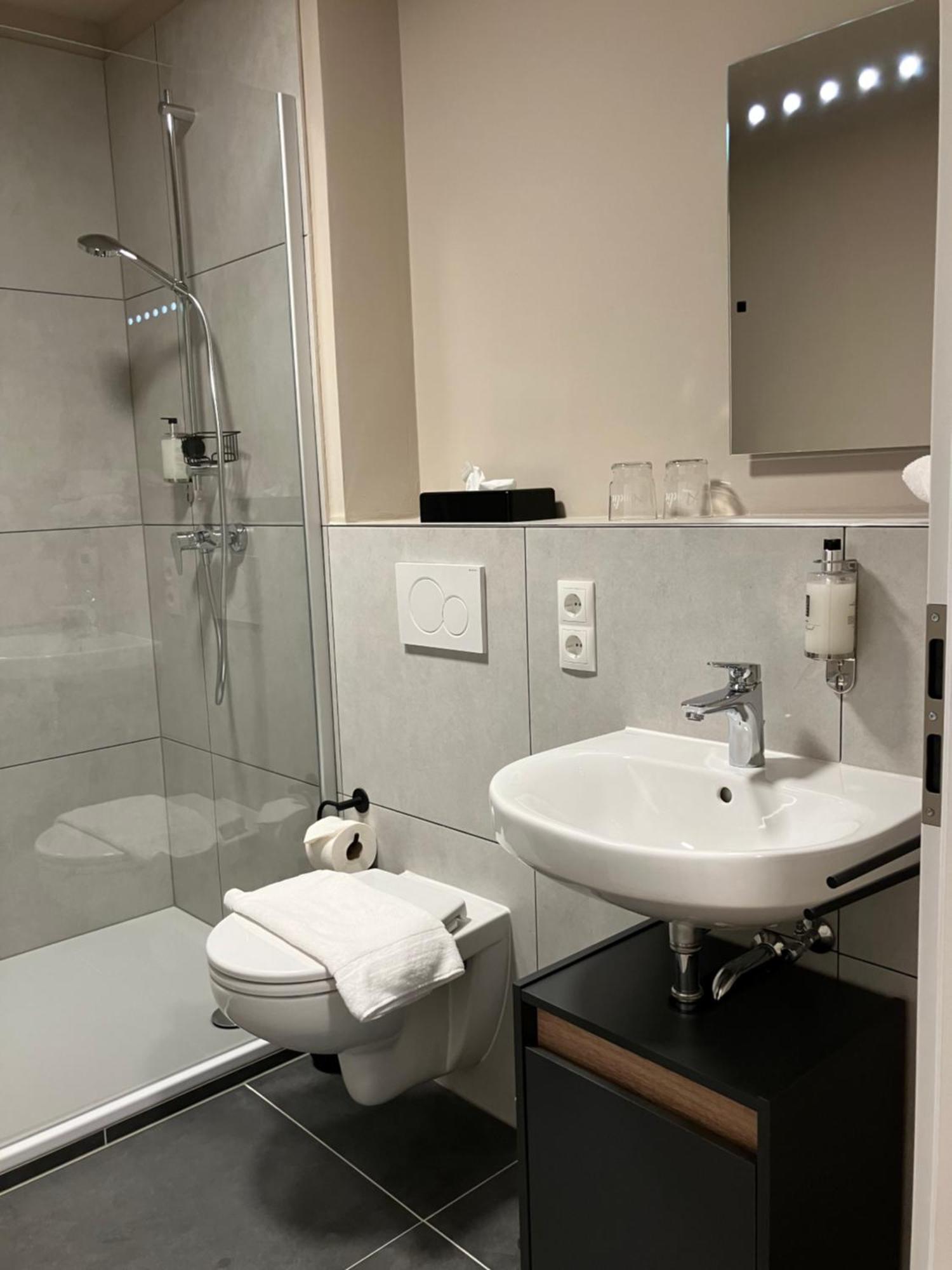 Amelie No 3 Hotel & Appartements Schweigen-Rechtenbach Esterno foto