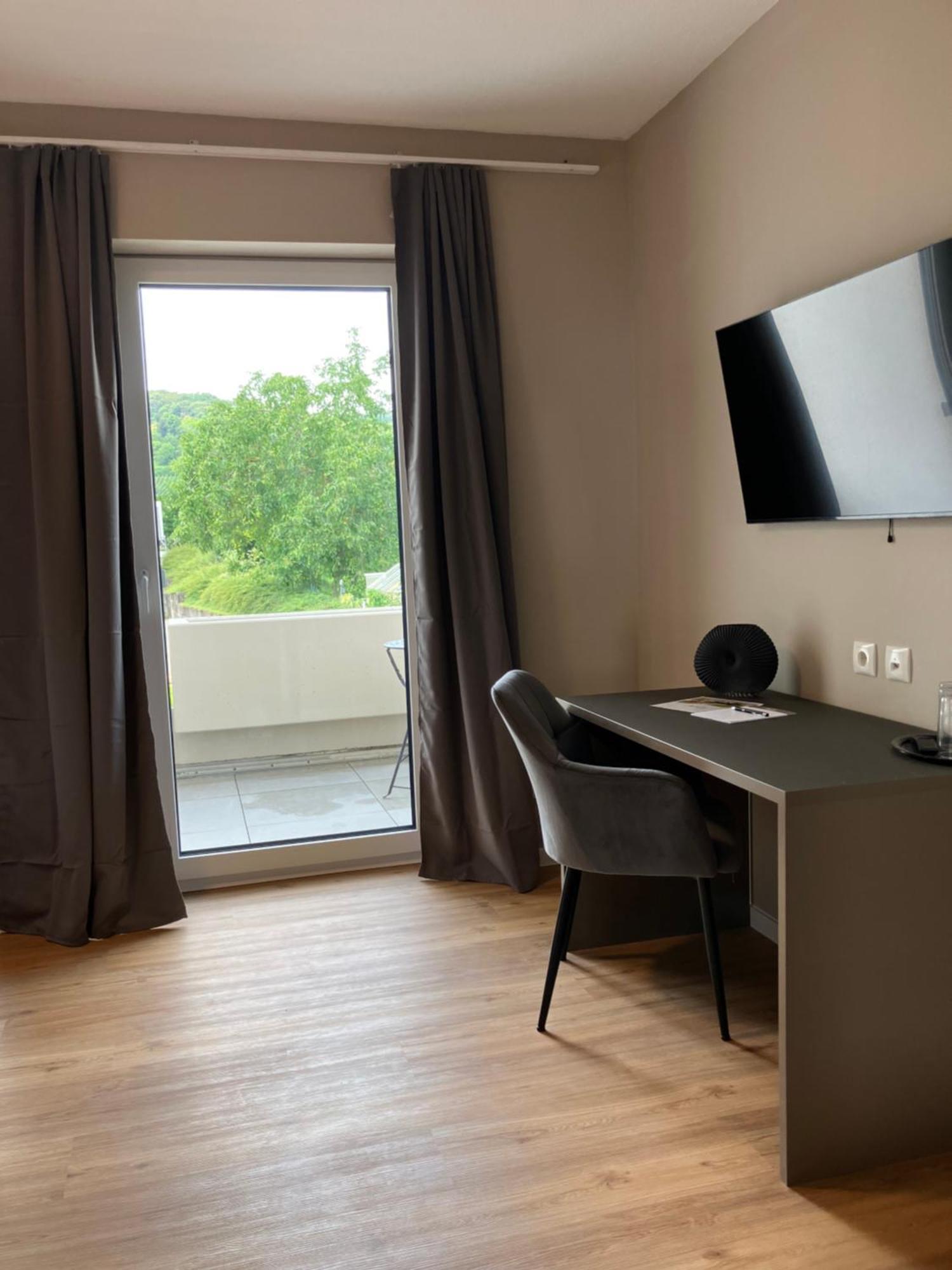 Amelie No 3 Hotel & Appartements Schweigen-Rechtenbach Esterno foto