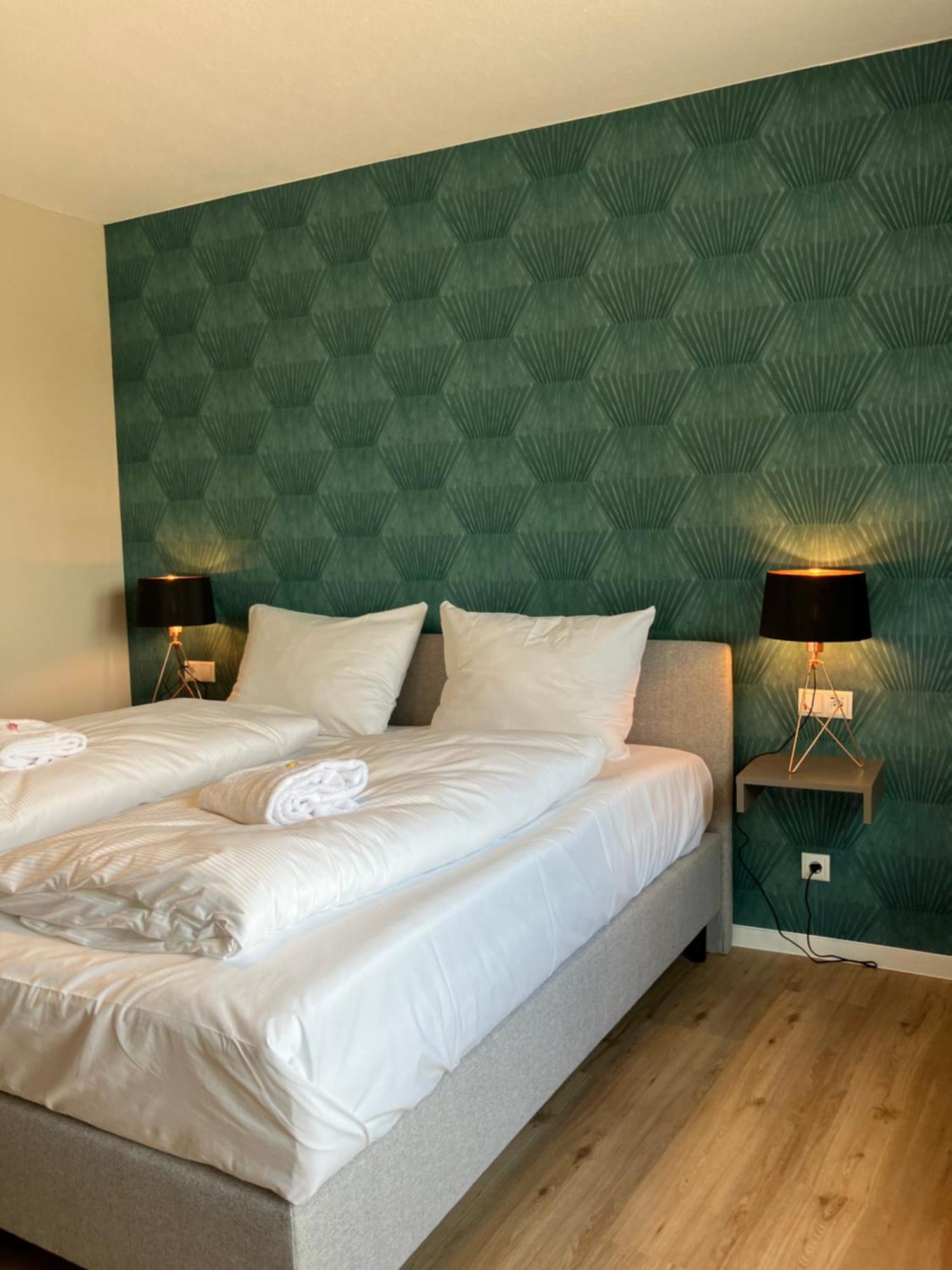 Amelie No 3 Hotel & Appartements Schweigen-Rechtenbach Esterno foto