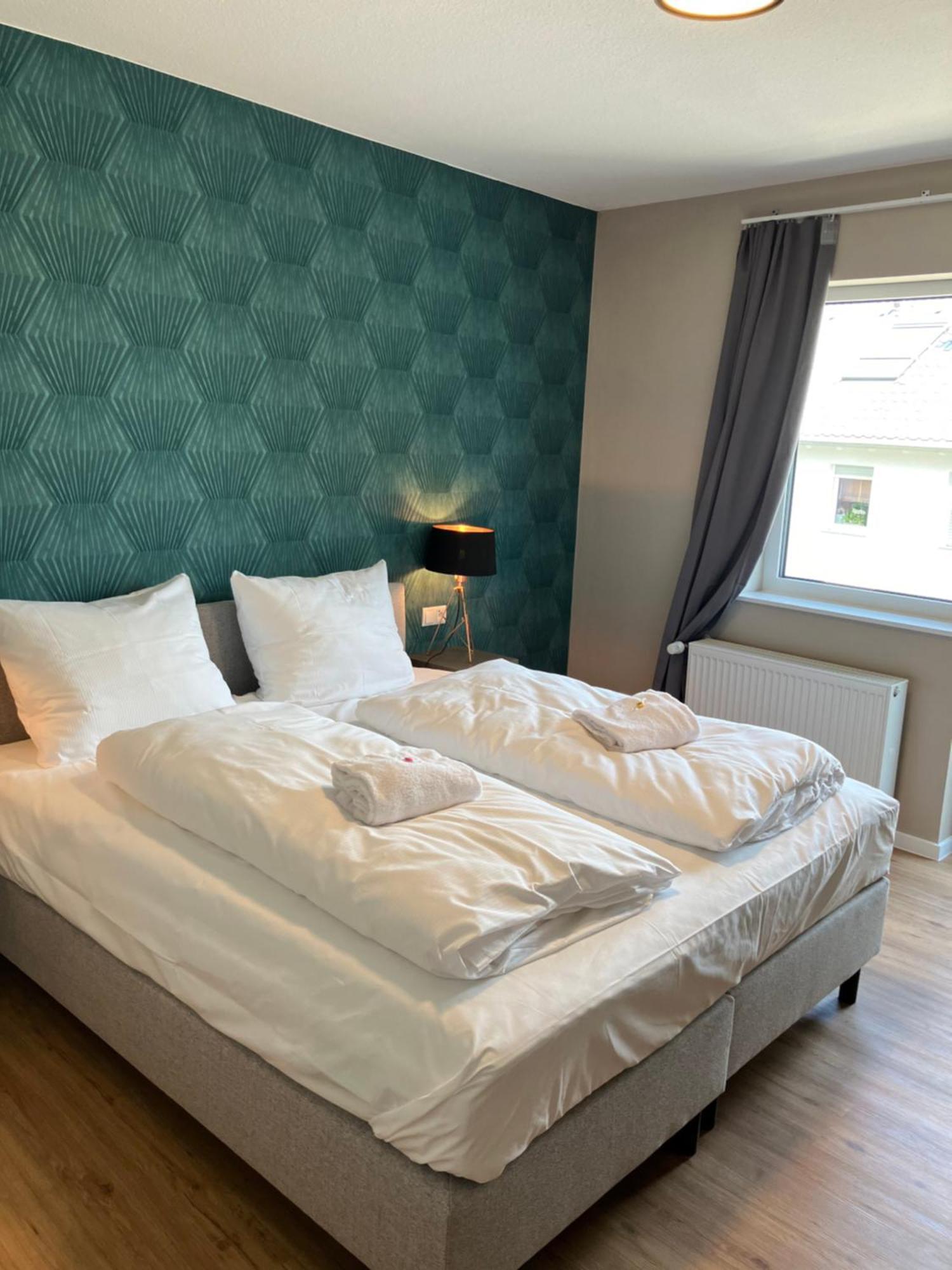 Amelie No 3 Hotel & Appartements Schweigen-Rechtenbach Esterno foto
